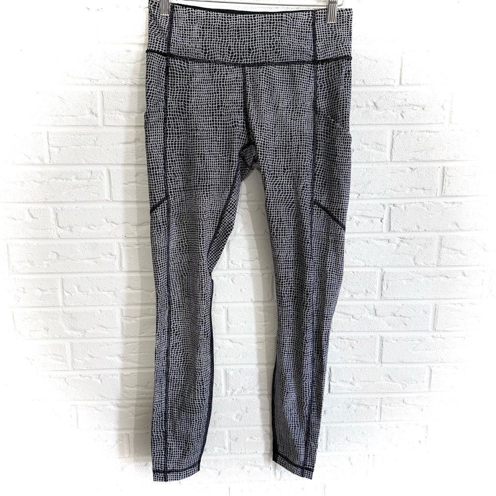Lululemon Speed Tight V Fall Net White Black / Black Size 6